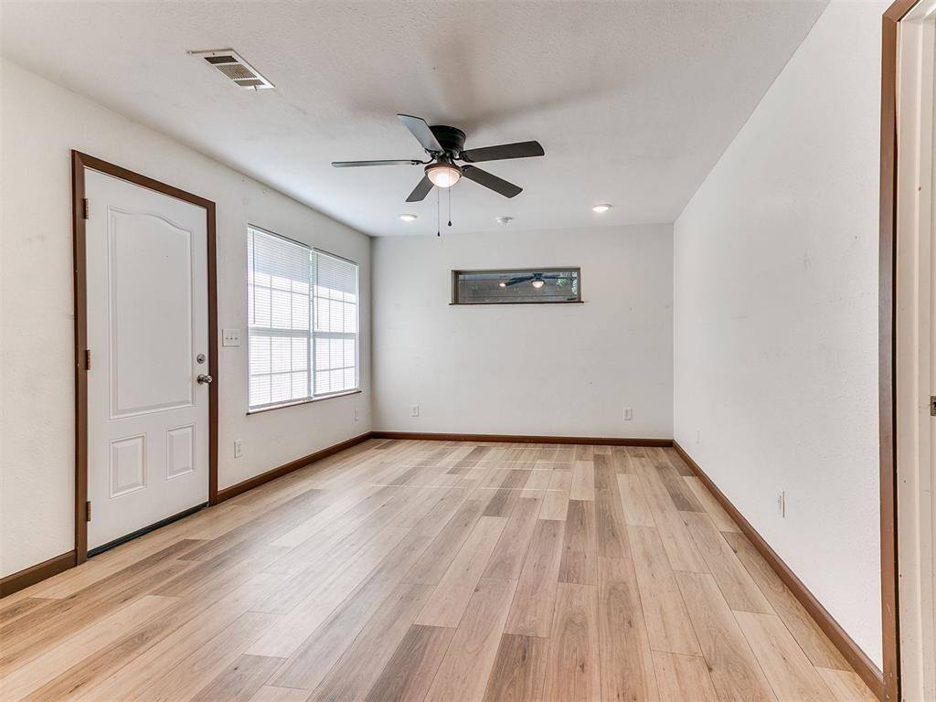 1702 North Market Avenue, Shawnee, OK 74804
