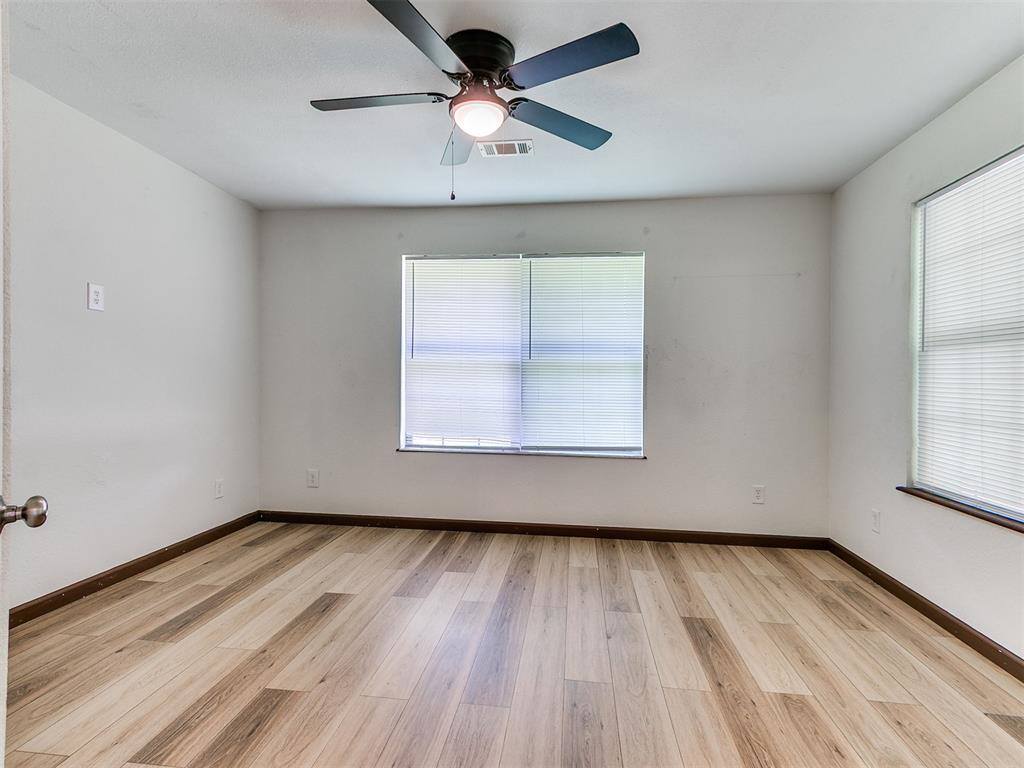 1702 North Market Avenue, Shawnee, OK 74804