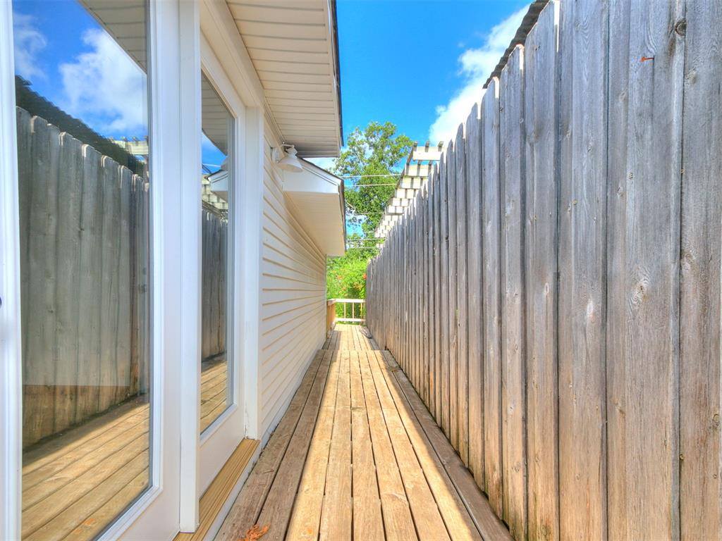 1702 North Market Avenue, Shawnee, OK 74804