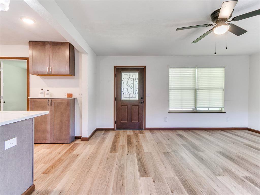 1702 North Market Avenue, Shawnee, OK 74804
