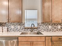 1702 North Market Avenue, Shawnee, OK 74804