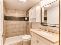 1702 North Market Avenue, Shawnee, OK 74804