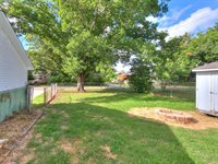 1702 North Market Avenue, Shawnee, OK 74804