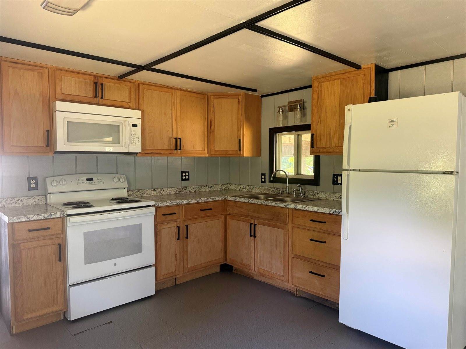 312 Water Street, Guilford, ME 04443