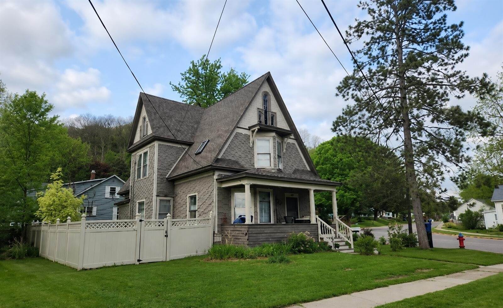 776 East Haseltine St, Richland Center, WI 53581