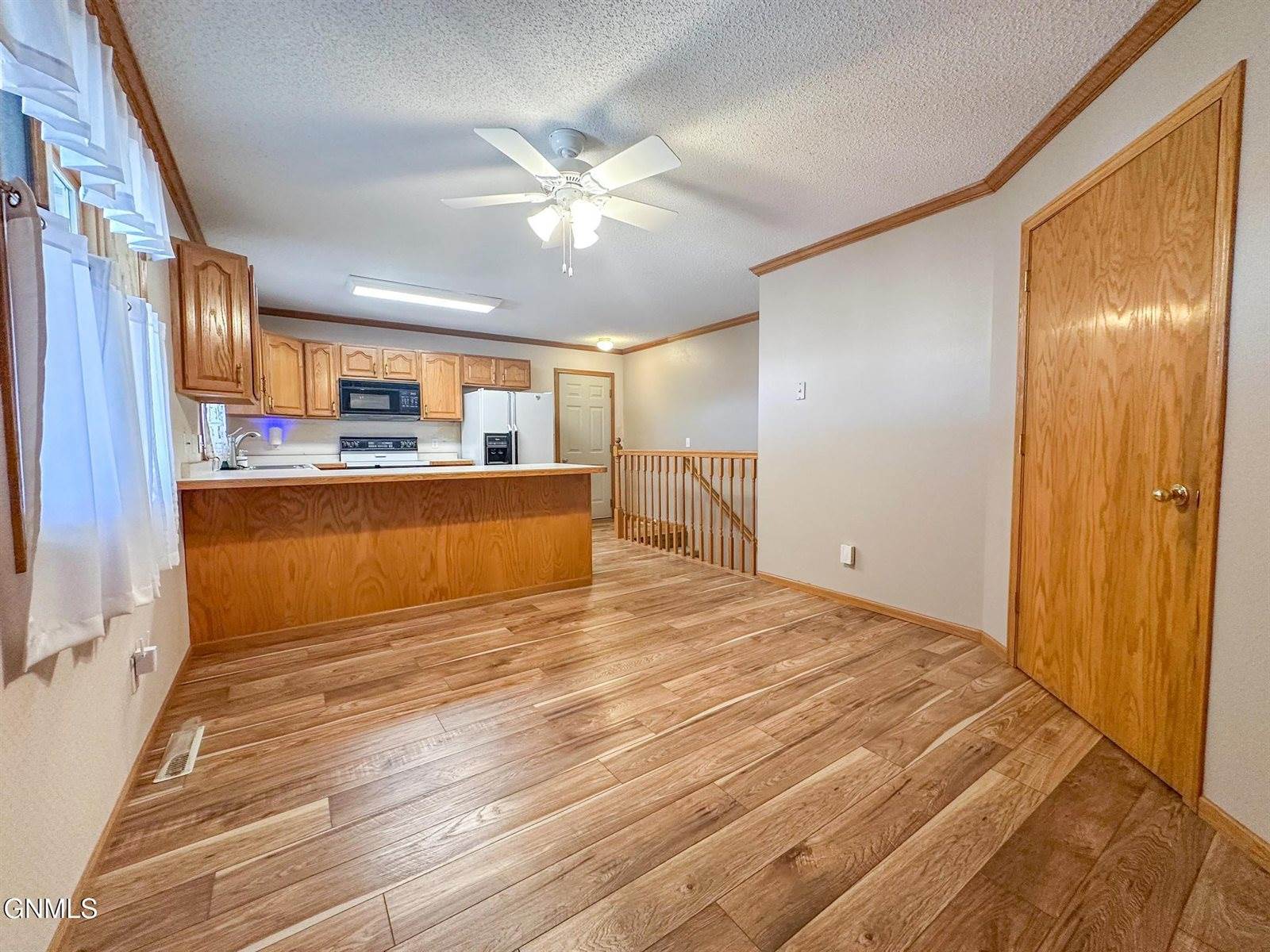 3281 Capitol Avenue East, Bismarck, ND 58501