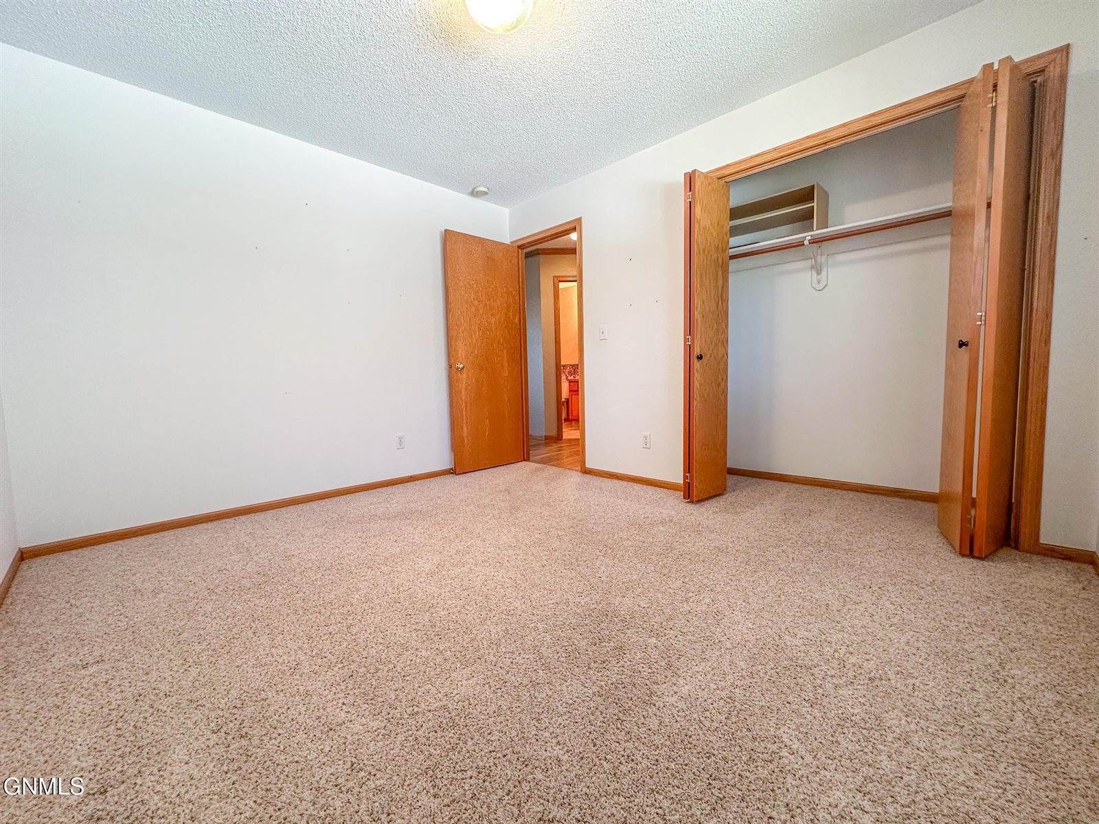 3281 Capitol Avenue East, Bismarck, ND 58501