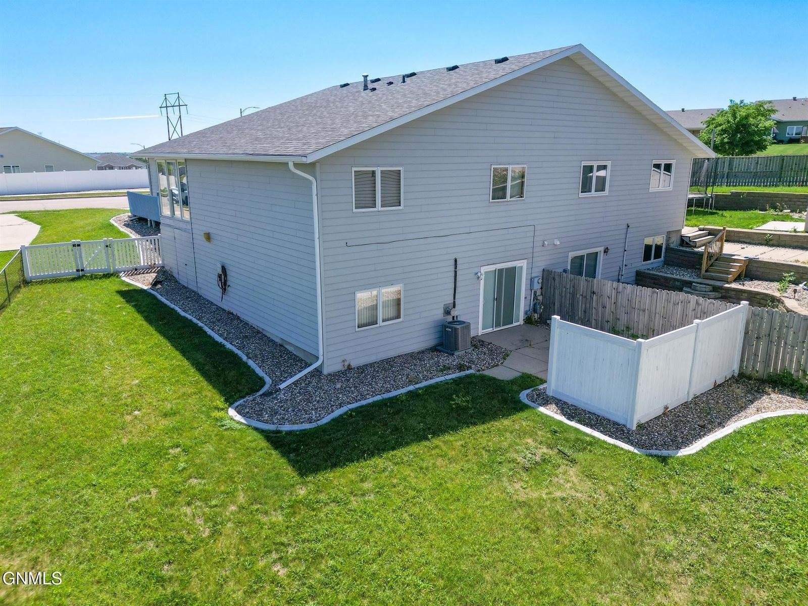 3281 Capitol Avenue East, Bismarck, ND 58501