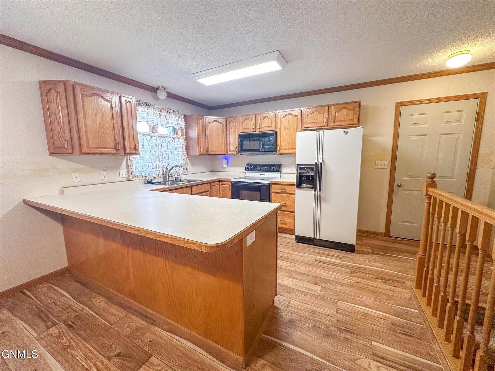 3281 Capitol Avenue East, Bismarck, ND 58501