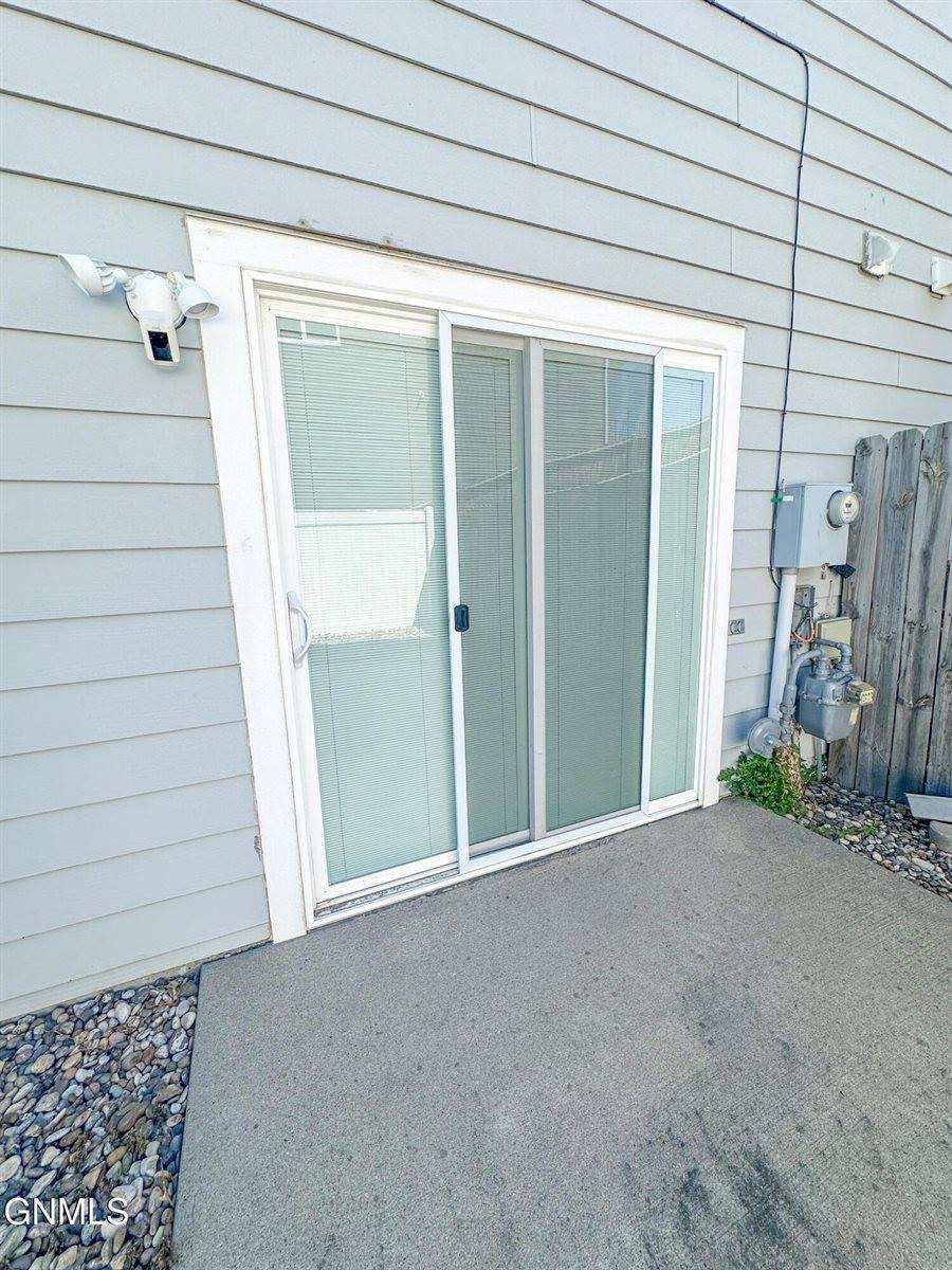 3281 Capitol Avenue East, Bismarck, ND 58501