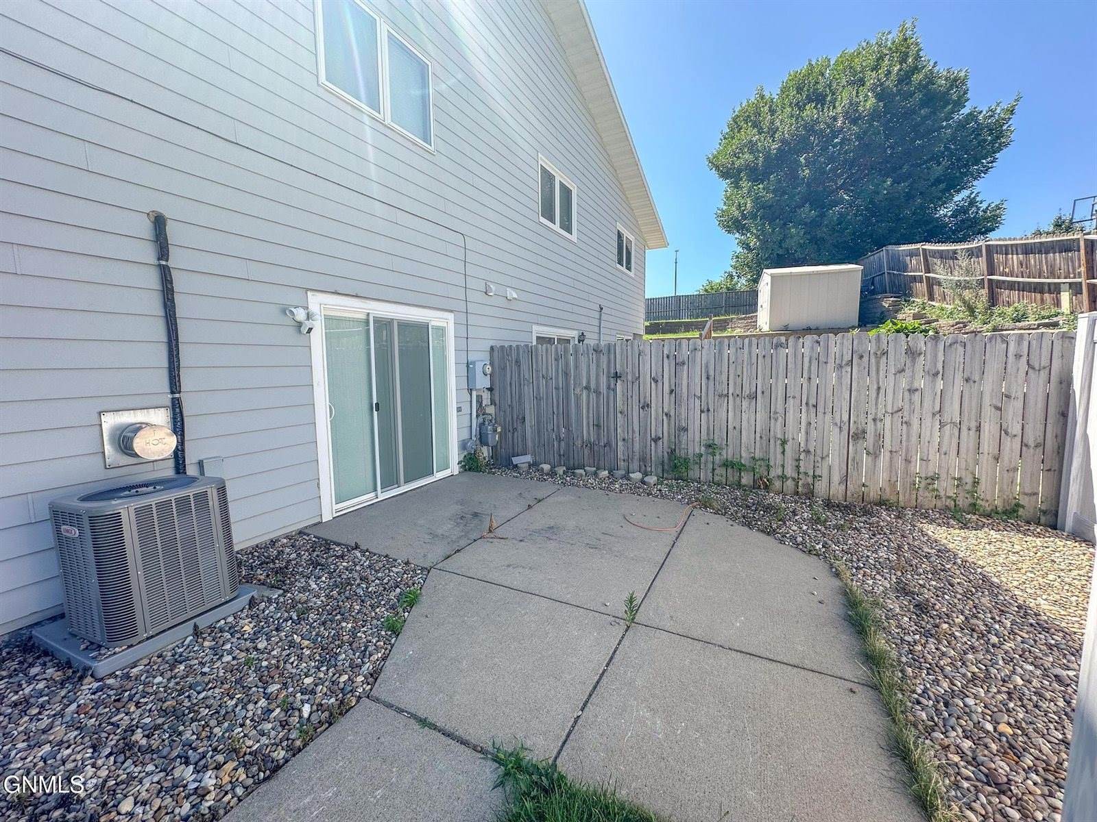 3281 Capitol Avenue East, Bismarck, ND 58501