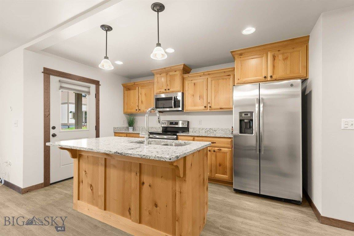 1308 Westwood Circle, Belgrade, MT 59714