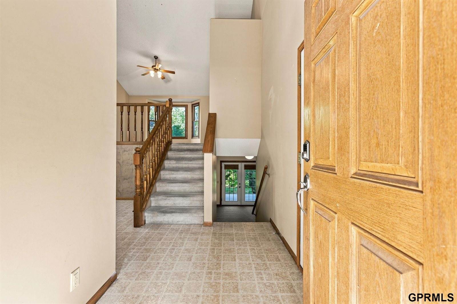 1833 Timber Ridge Road, Lincoln, NE 68522