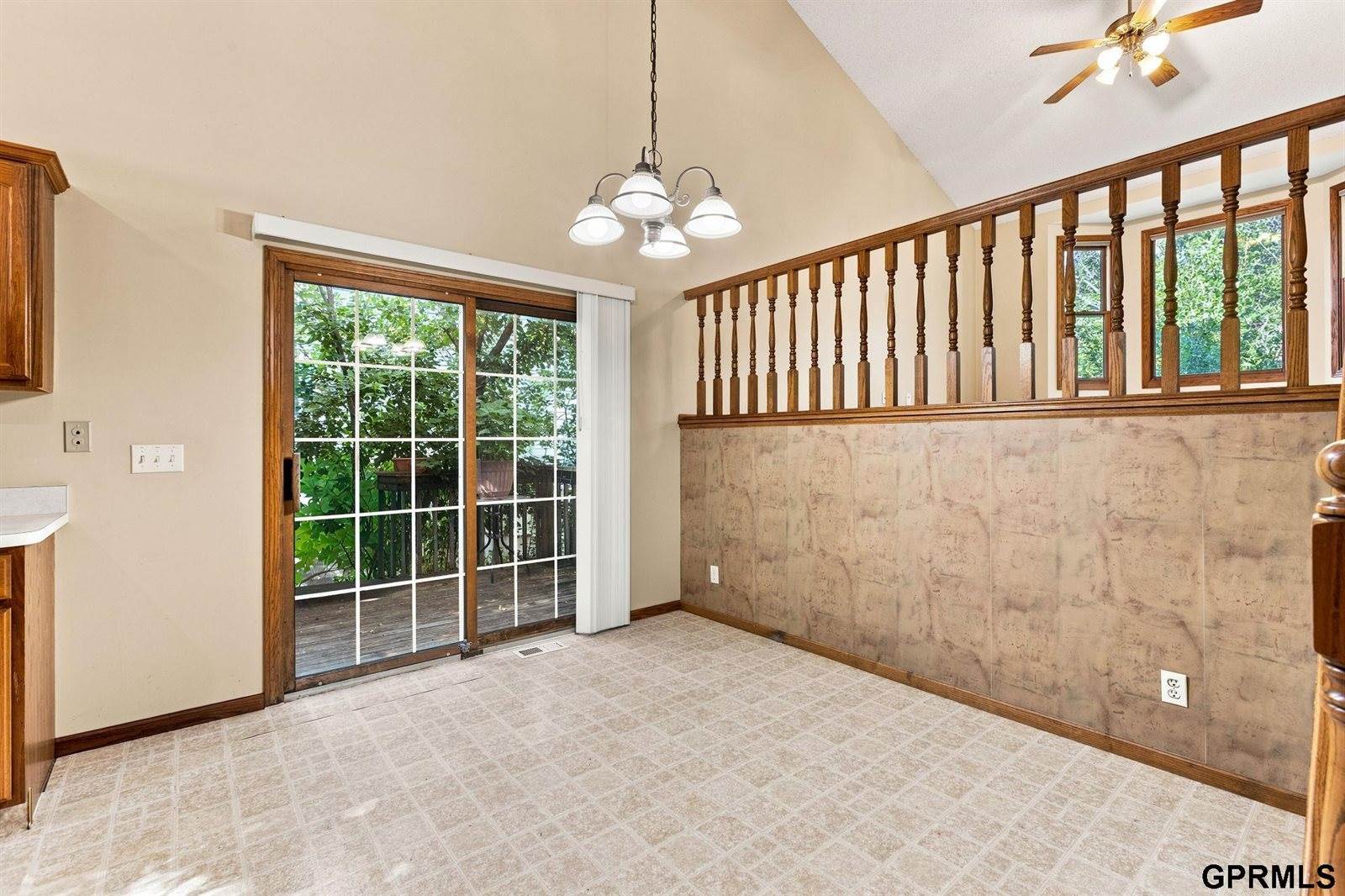 1833 Timber Ridge Road, Lincoln, NE 68522