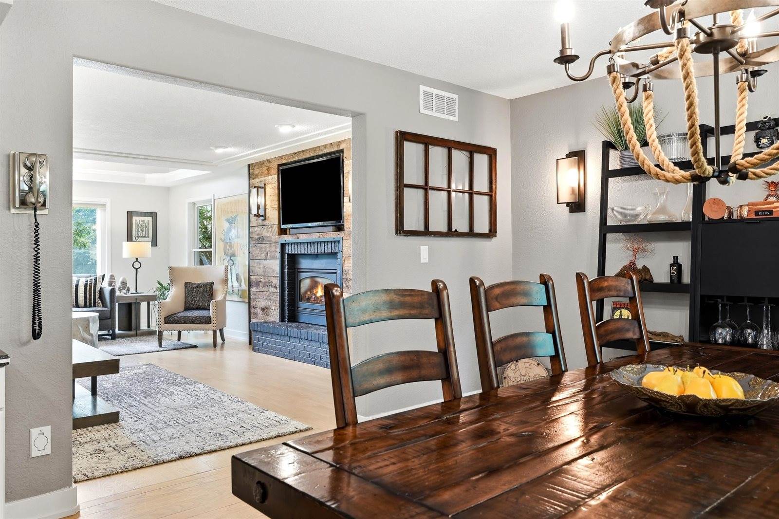 2441 Shadowview Circle, Plover, WI 54467