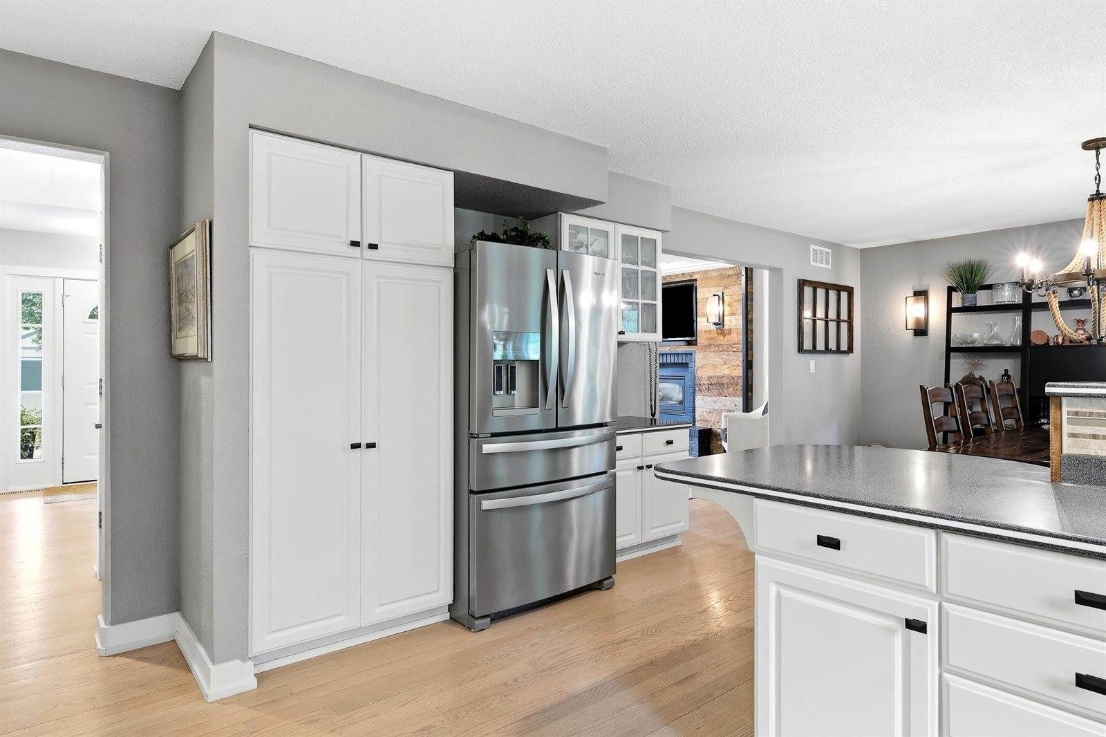 2441 Shadowview Circle, Plover, WI 54467