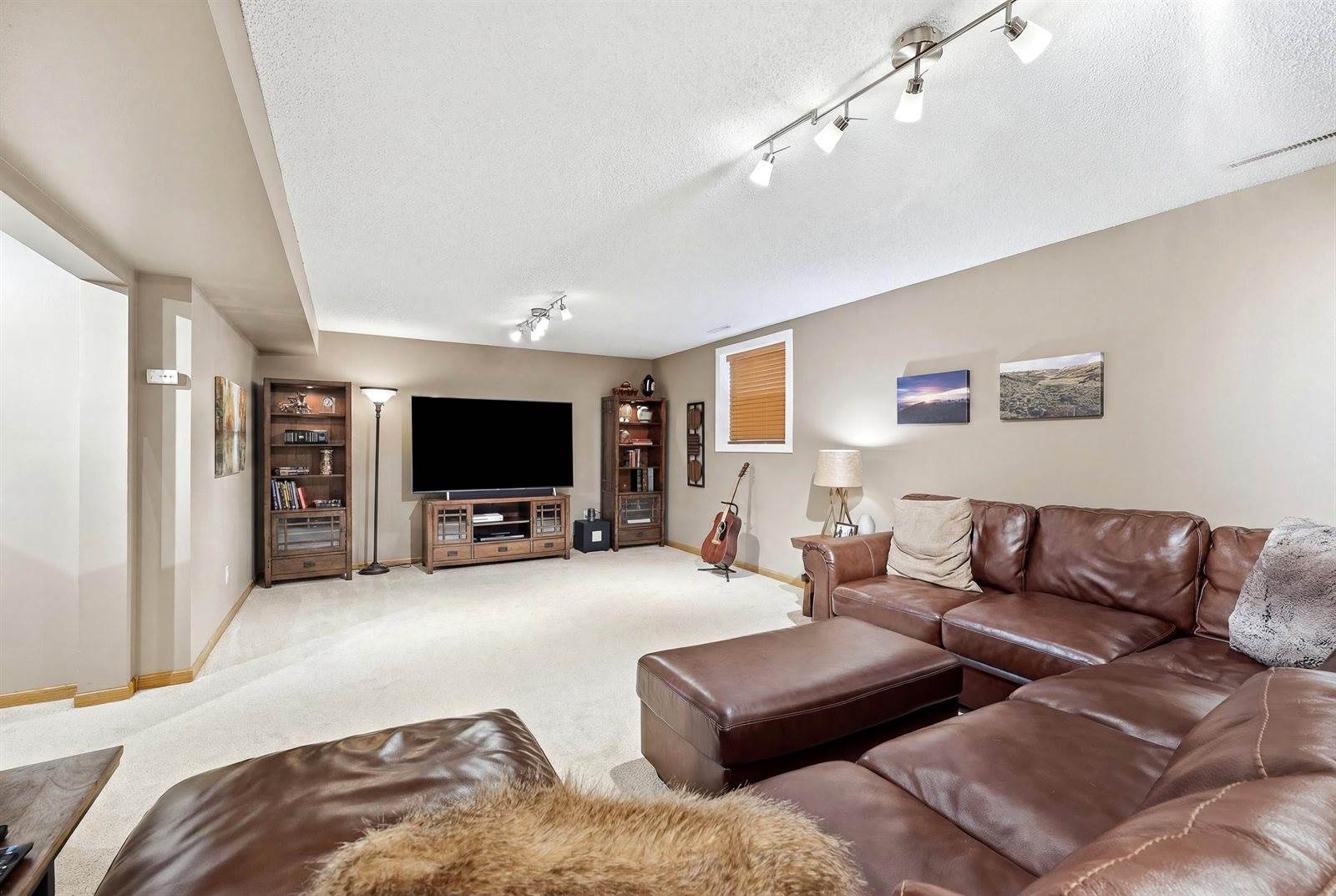 2441 Shadowview Circle, Plover, WI 54467