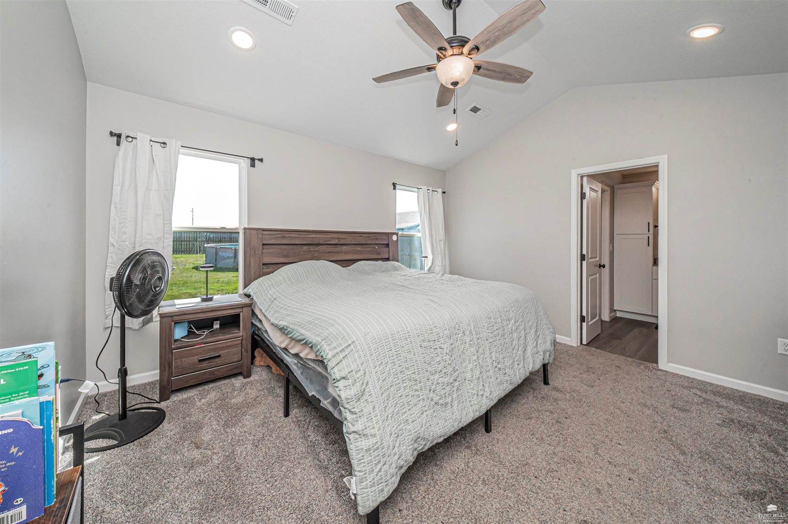 4377 Glen View, Manhattan, KS 66502