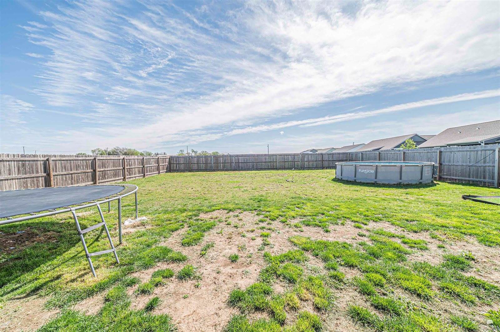 4377 Glen View, Manhattan, KS 66502