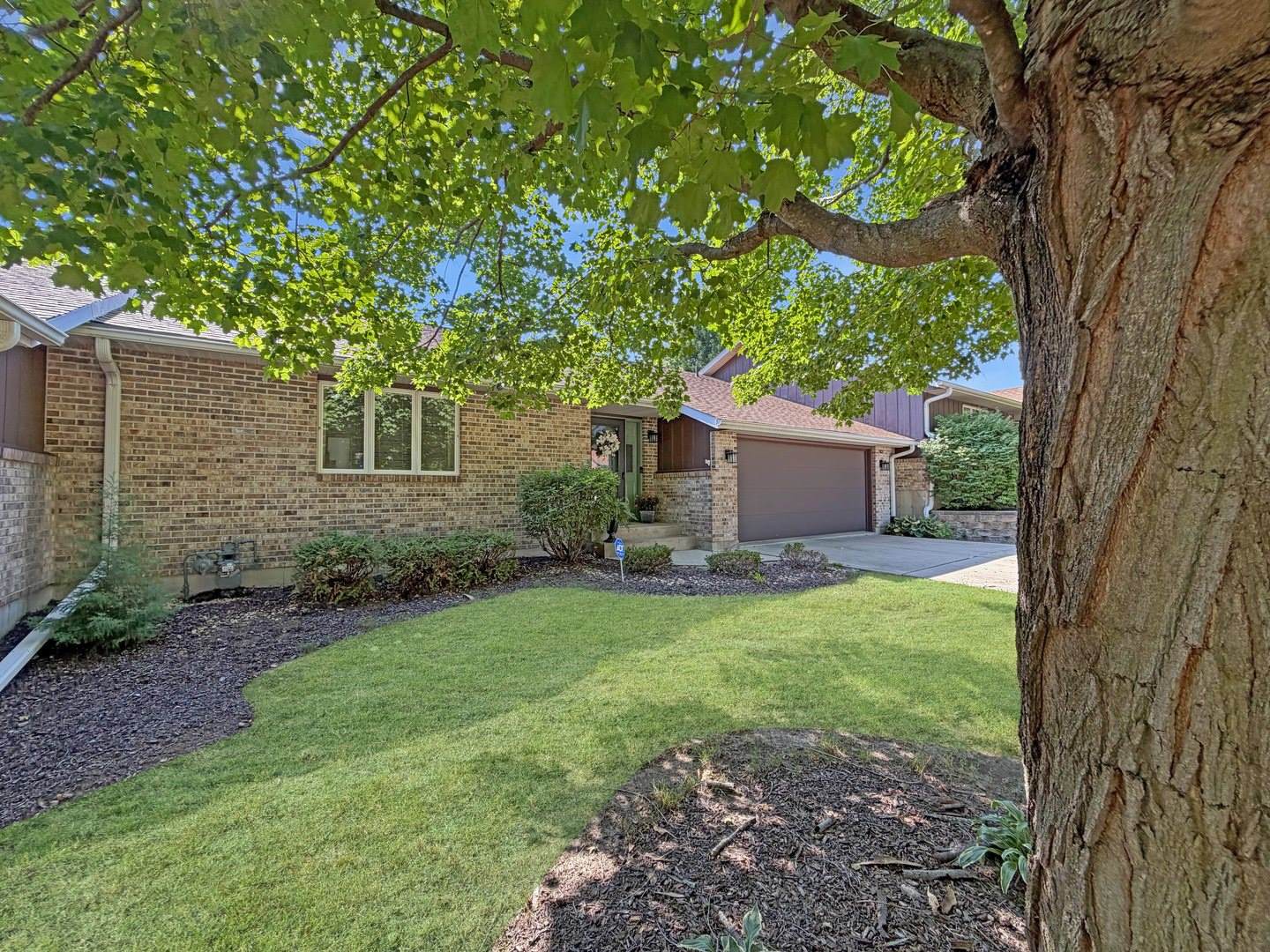 550 North Sierra Drive, Freeport, IL 61032