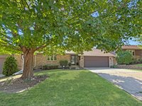 550 North Sierra Drive, Freeport, IL 61032