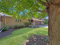 550 North Sierra Drive, Freeport, IL 61032