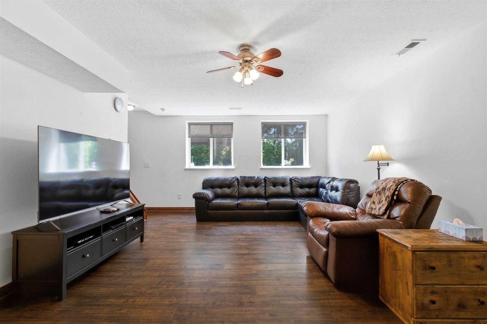 327 Pagoda Court, Pickerington, OH 43147