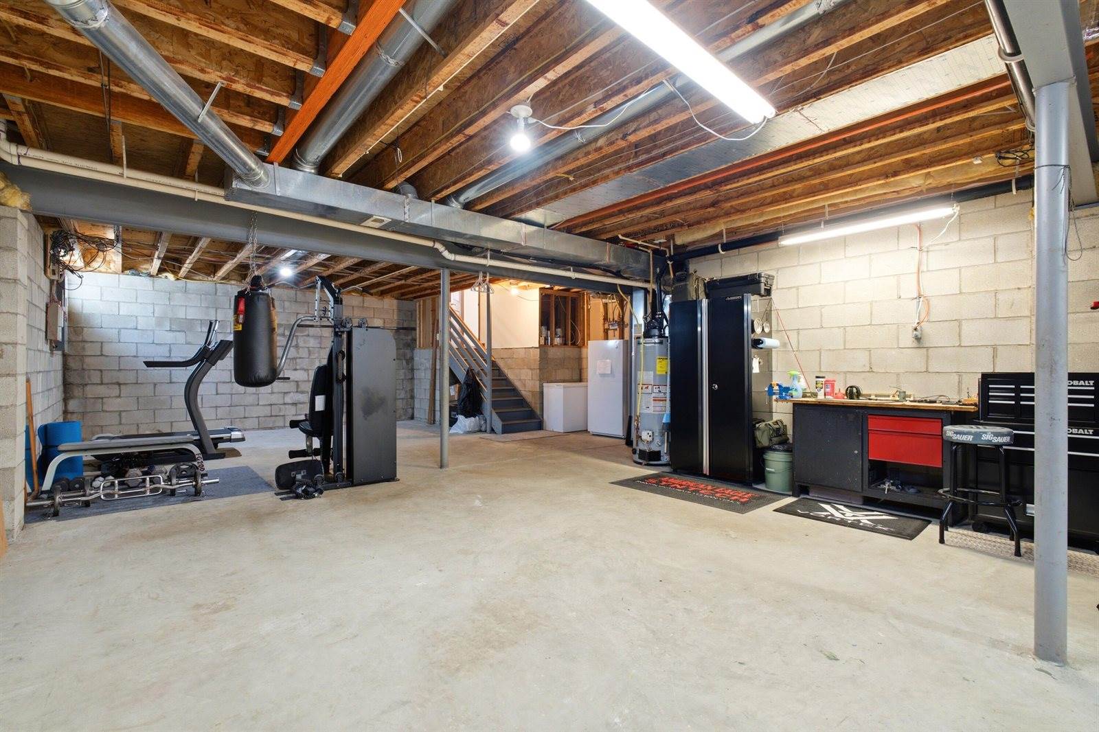 327 Pagoda Court, Pickerington, OH 43147