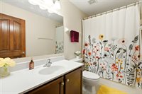 327 Pagoda Court, Pickerington, OH 43147