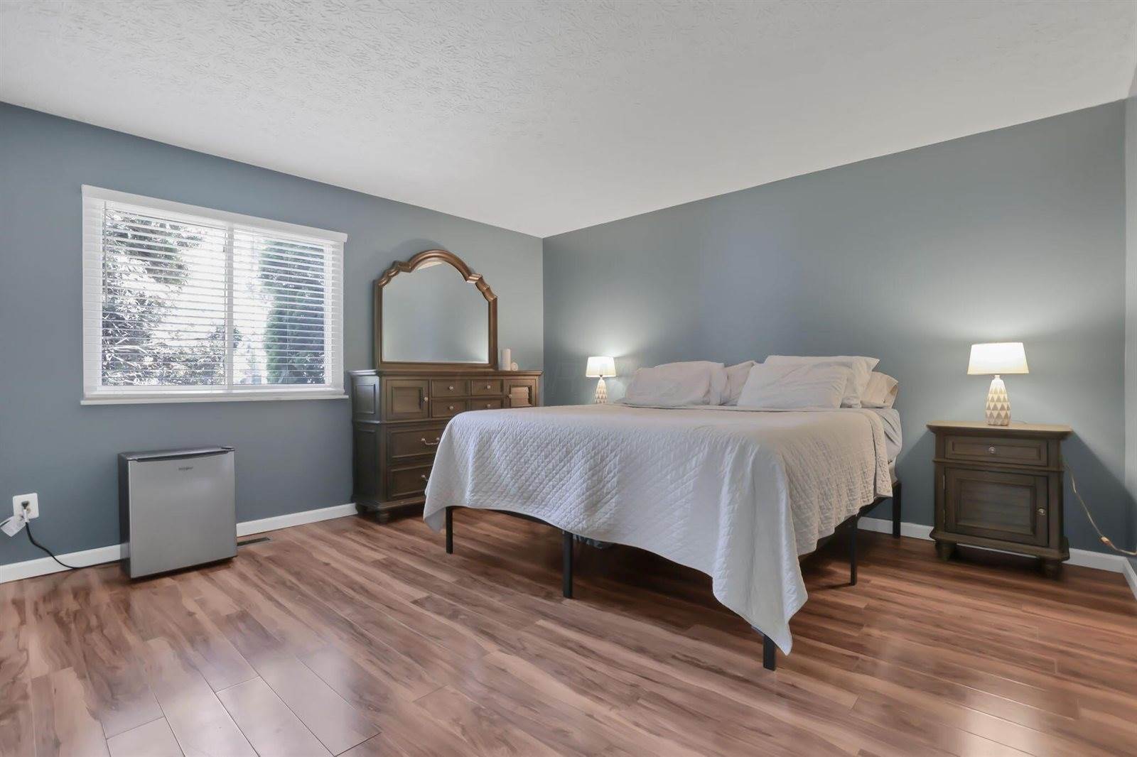 7576 Plainfield Drive, Pickerington, OH 43147