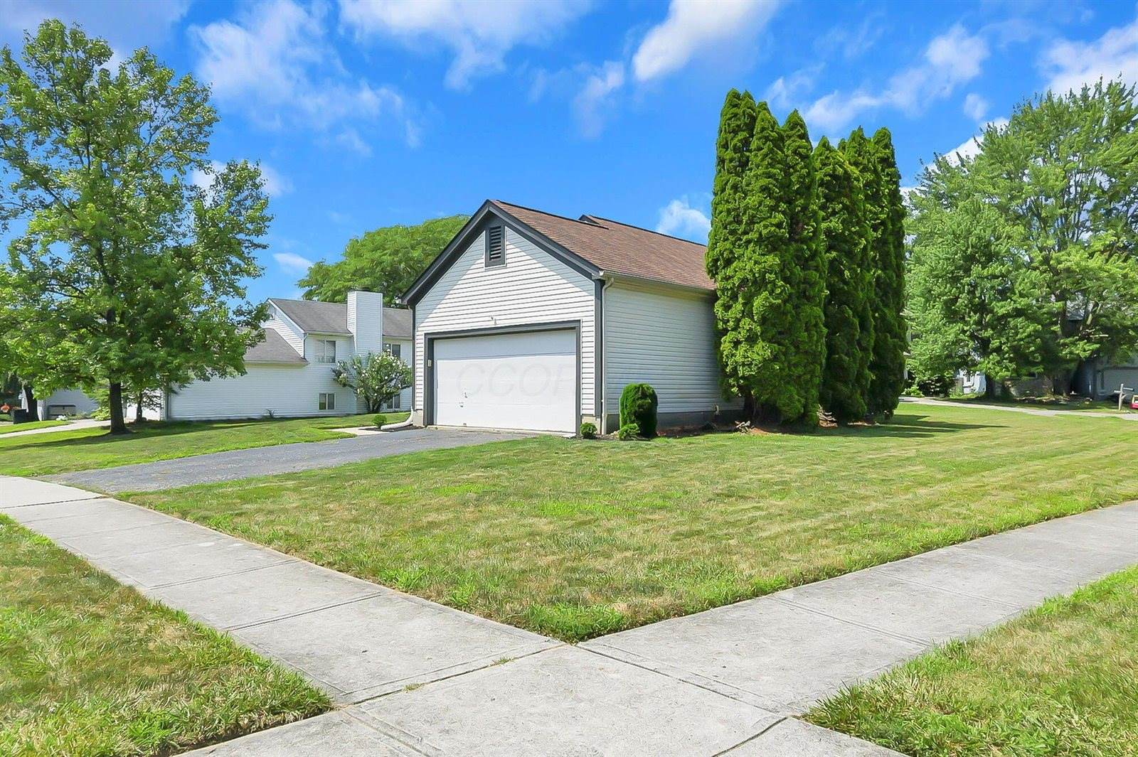 7576 Plainfield Drive, Pickerington, OH 43147