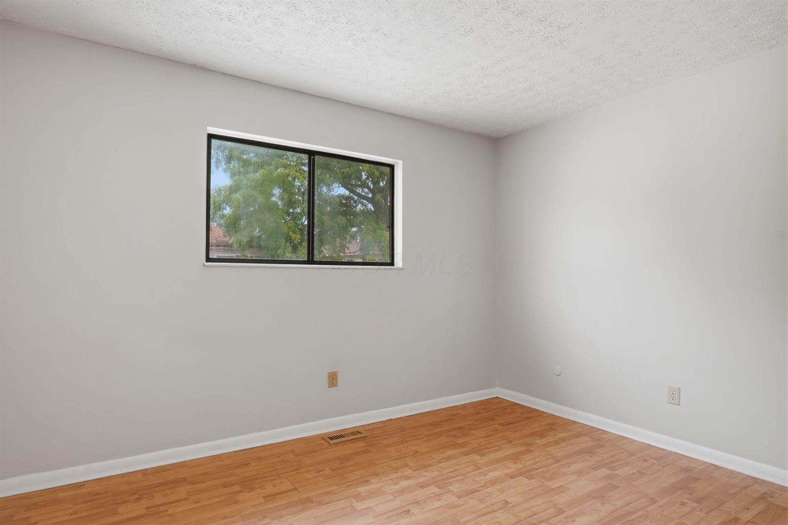 2471 Natchez Drive, Columbus, OH 43209