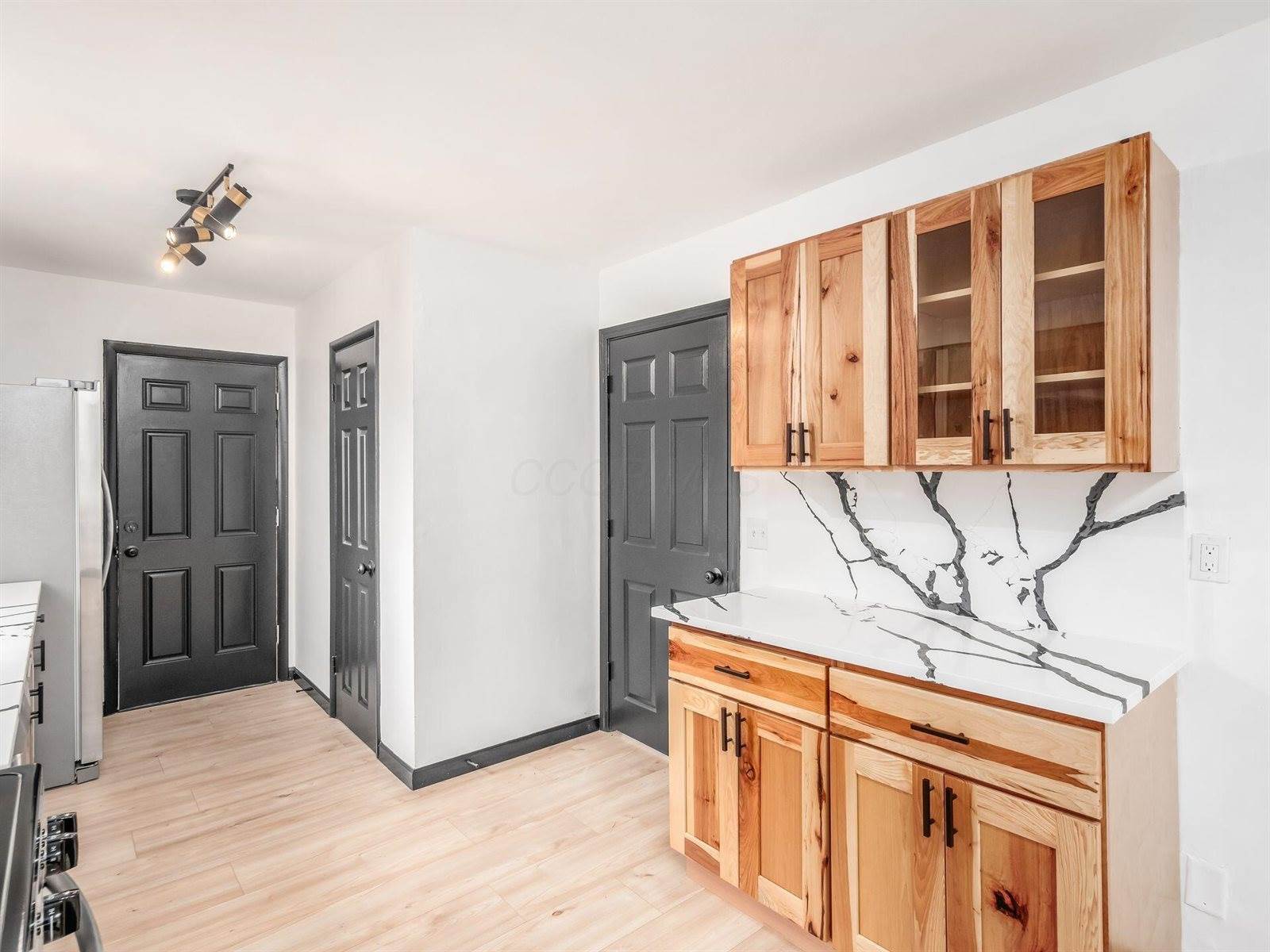 1498 Firwood Drive, Columbus, OH 43229