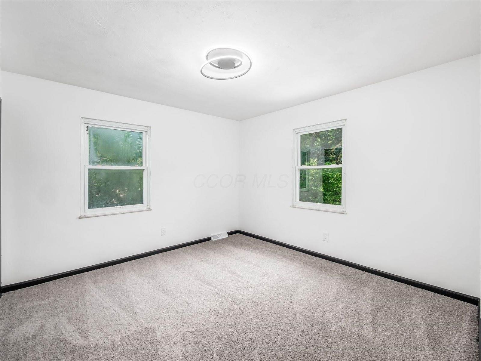 1498 Firwood Drive, Columbus, OH 43229