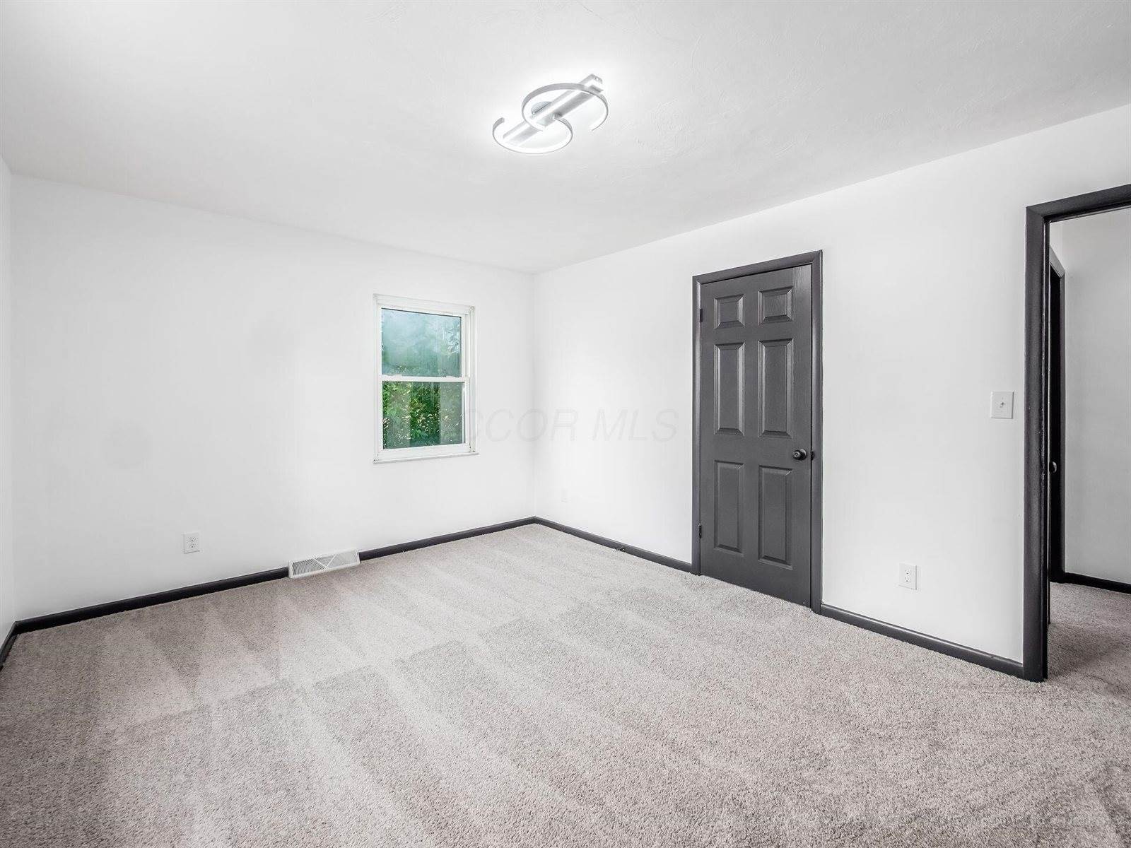 1498 Firwood Drive, Columbus, OH 43229