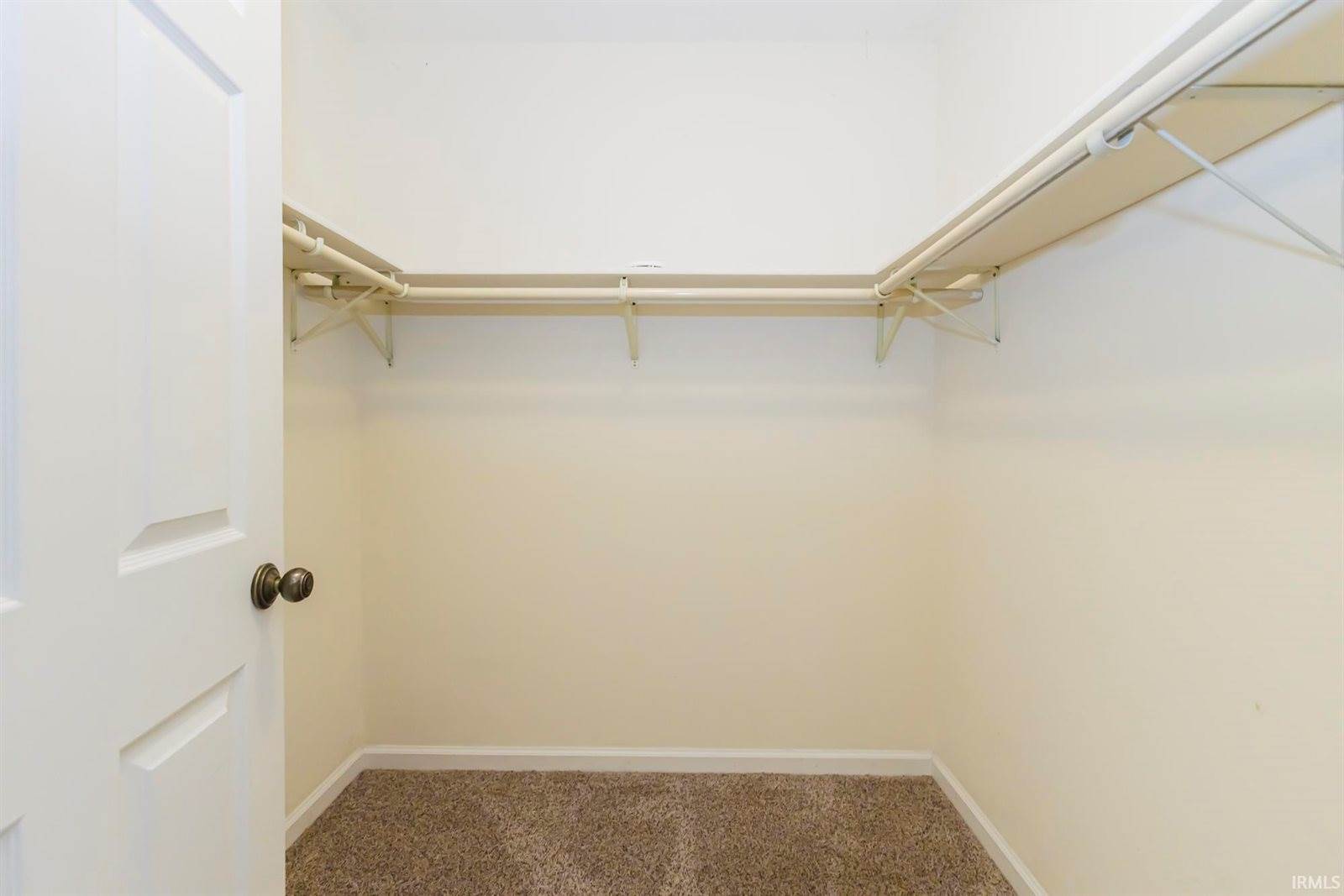 3602 N Lakeside Drive, Muncie, IN 47304