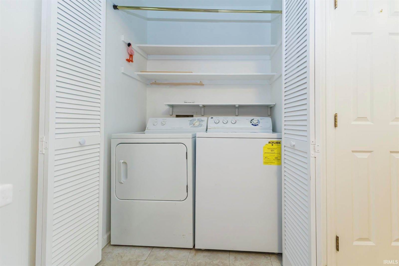 3602 N Lakeside Drive, Muncie, IN 47304