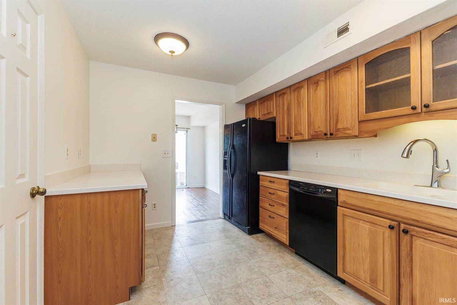 3602 N Lakeside Drive, Muncie, IN 47304