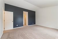 3602 N Lakeside Drive, Muncie, IN 47304