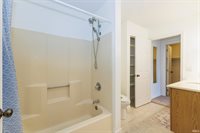 3602 N Lakeside Drive, Muncie, IN 47304