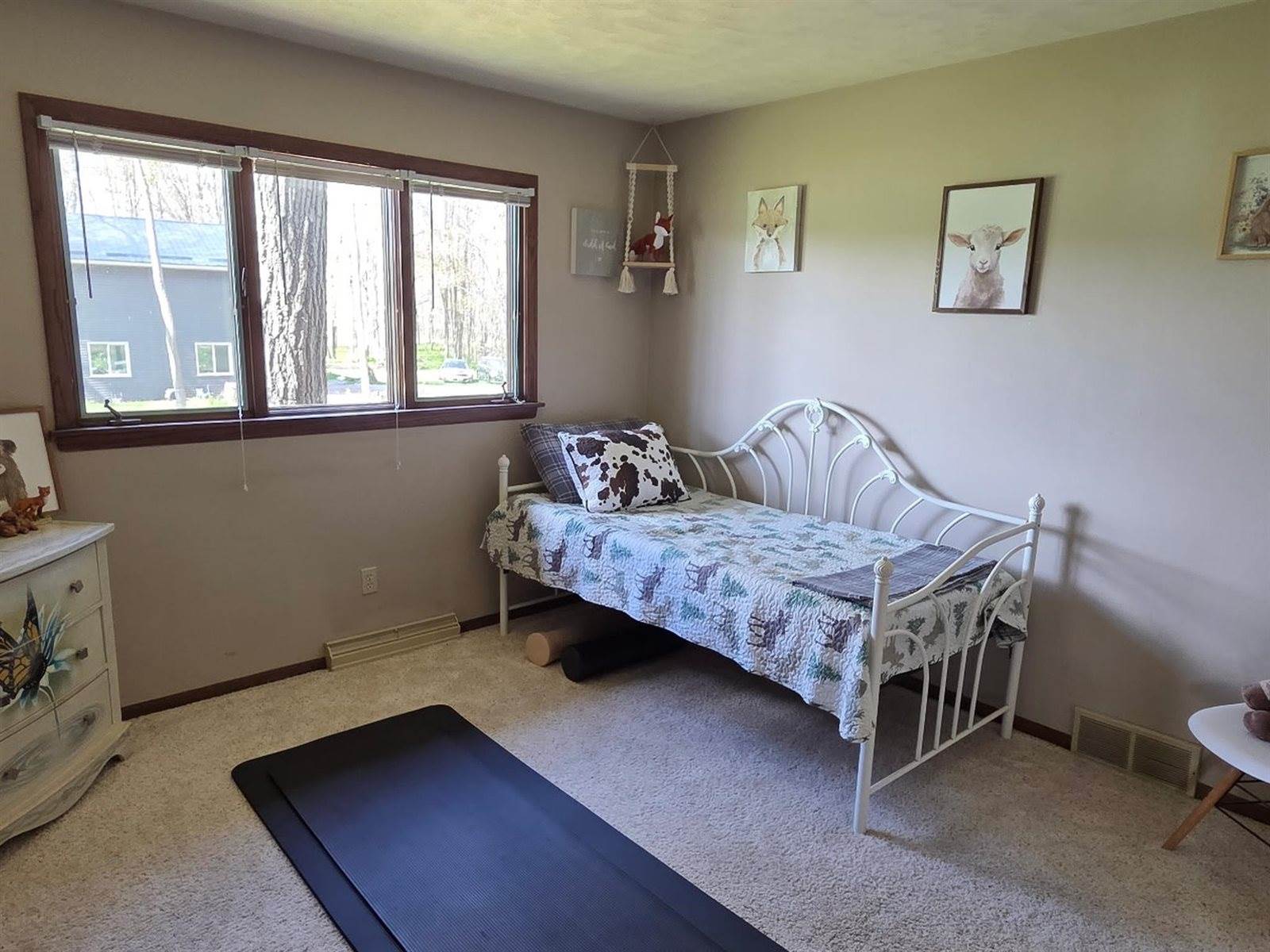 W793 Oak Shore, Fountain Prairie, WI 53932