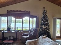 W793 Oak Shore, Fountain Prairie, WI 53932