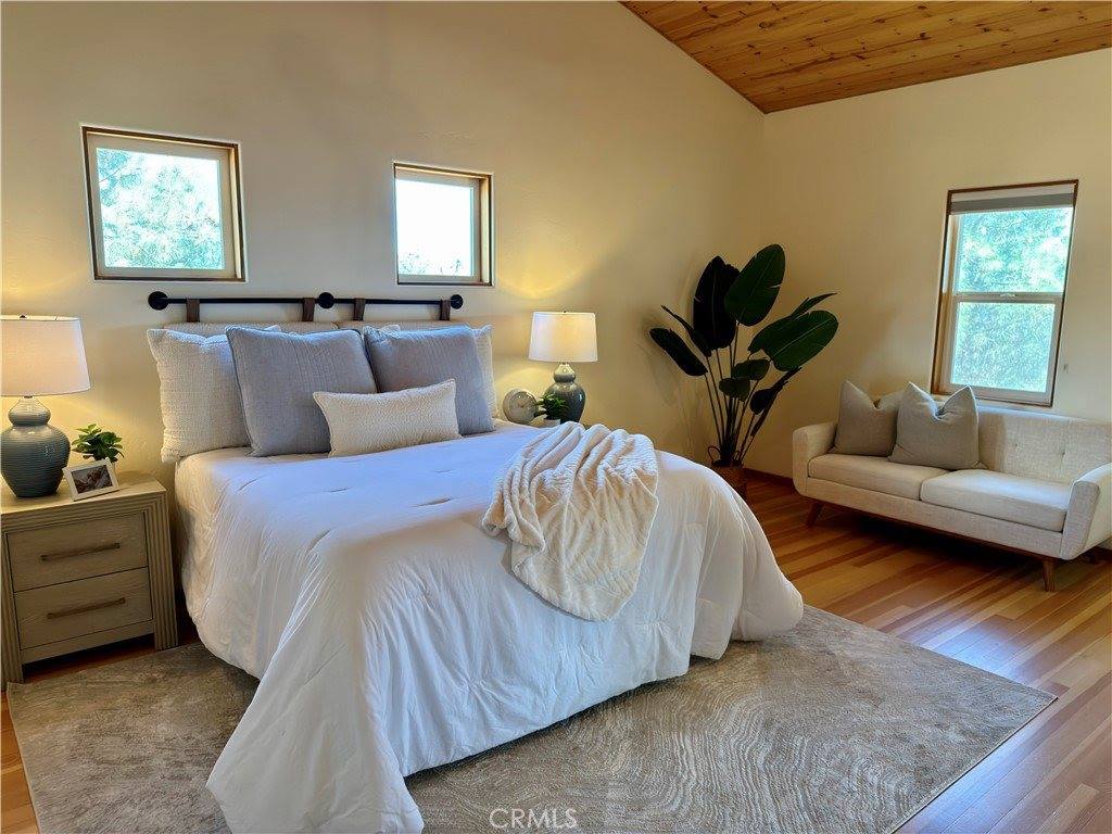 16542 Crescent Court, Hidden Valley Lake, CA 95467