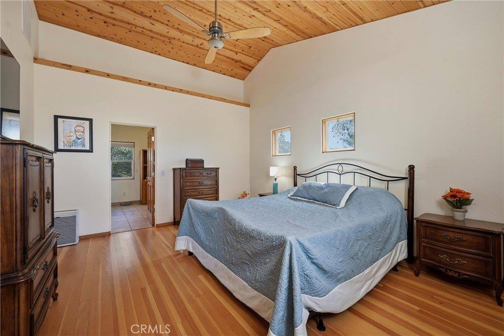 16542 Crescent Court, Hidden Valley Lake, CA 95467