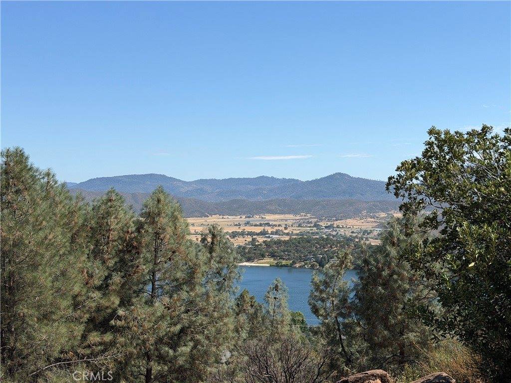 16547 Crescent Court, Hidden Valley Lake, CA 95467