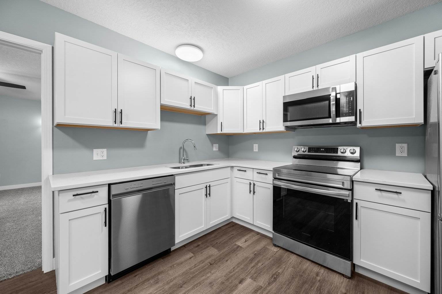 3433 North Sturdevant Street, Davenport, IA 52806