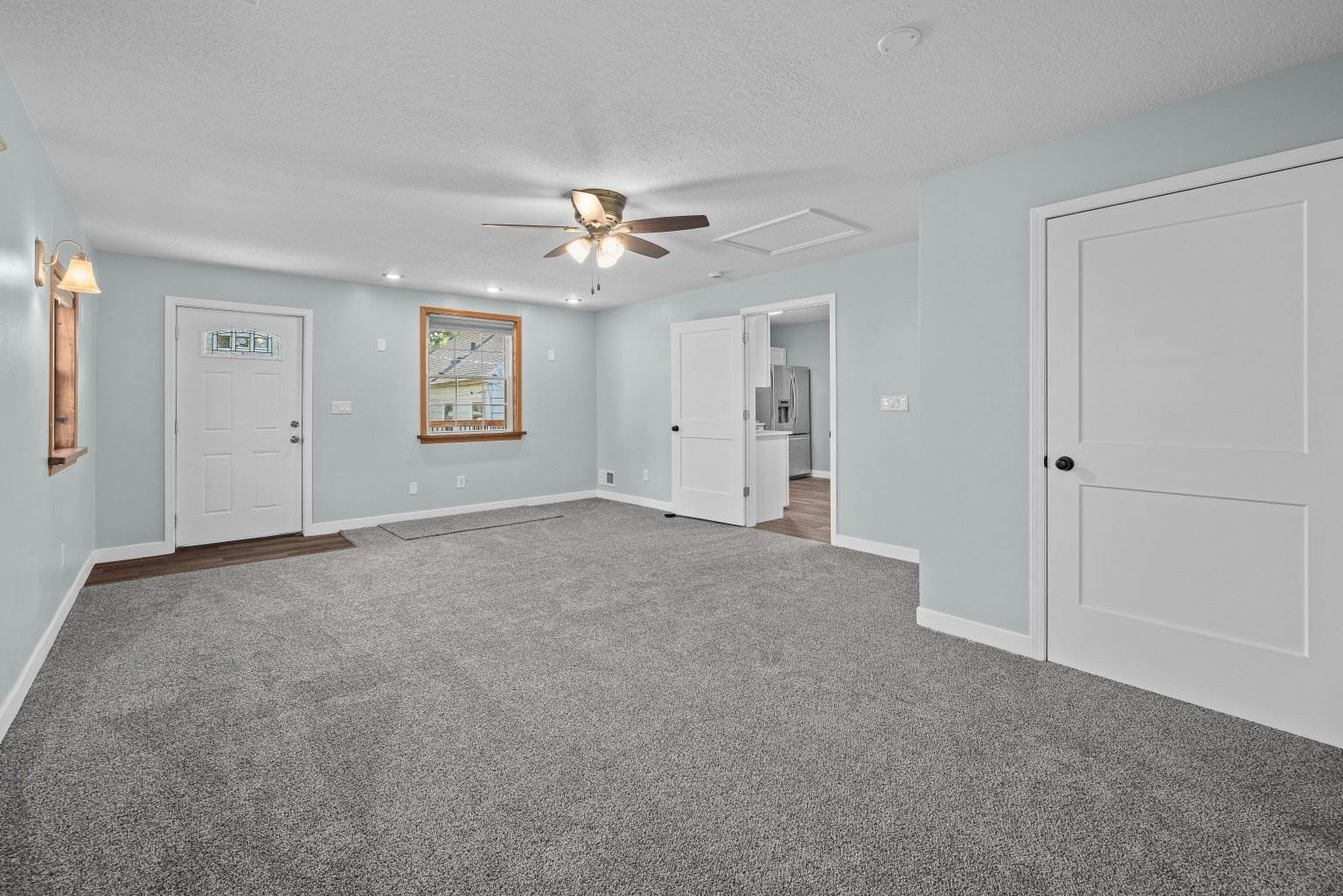 3433 North Sturdevant Street, Davenport, IA 52806