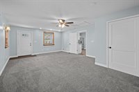 3433 North Sturdevant Street, Davenport, IA 52806