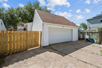 3433 North Sturdevant Street, Davenport, IA 52806