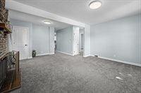 3433 North Sturdevant Street, Davenport, IA 52806